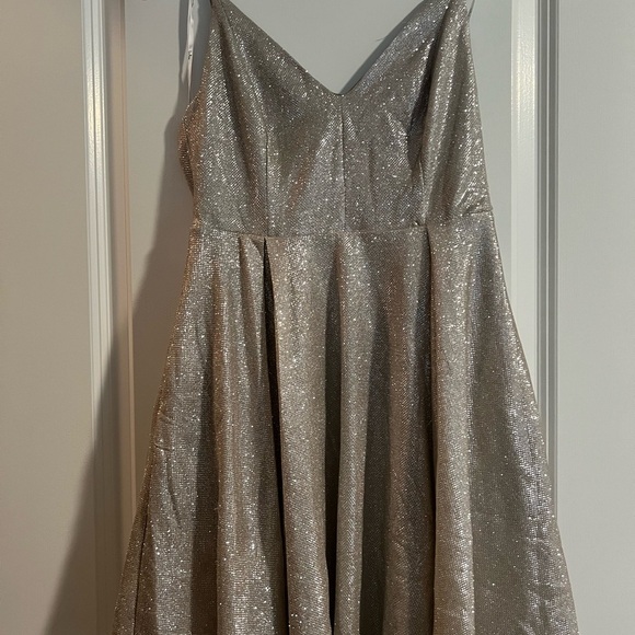 LuLu’s Silver/ Grey Metallic Sparkle Skater Dress - Picture 2 of 9